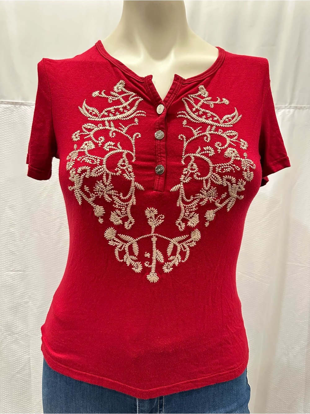 Dolce & Gabbana Red Short-Sleeve Embroidered Henley Top